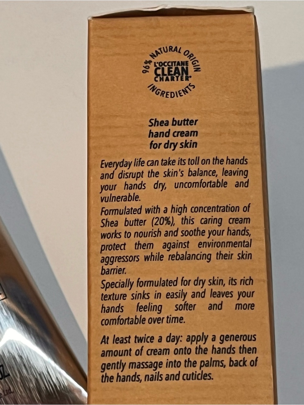 L’Occitane Classic 20% Shea Butter Hand Cream 5.1oz/150ml - Picture 4 of 5
